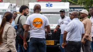 Ministro de salud entregó ambulancias y anuncio la construcción de una red pública en el Chocó.