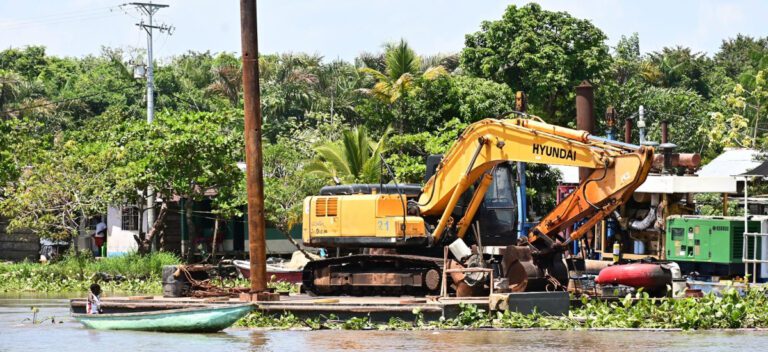 Con recursos por $29.345 millones, Invías finalizó obras de dragado de mantenimiento en el Urabá antioqueño
