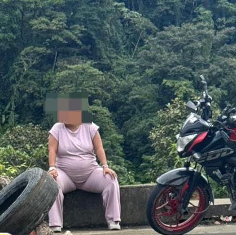 Urgente: mujer embarazada retenida por la minga indígena, no le permiten llegar a su control prenatal en Medellín