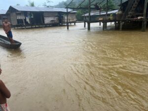 Comunidades del Medio Baudó, afectadas por las lluvias.