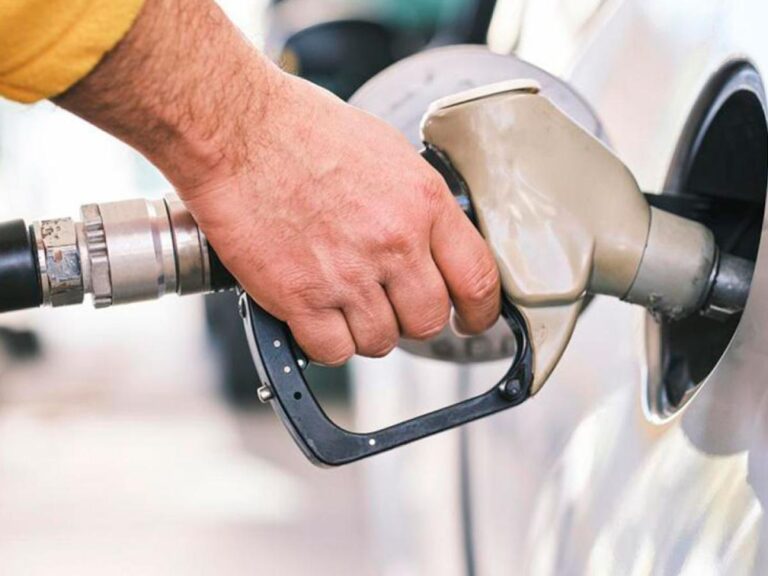 Gobierno advierte “acciones de verificación” a estaciones de gasolina que no han bajado precios de combustible