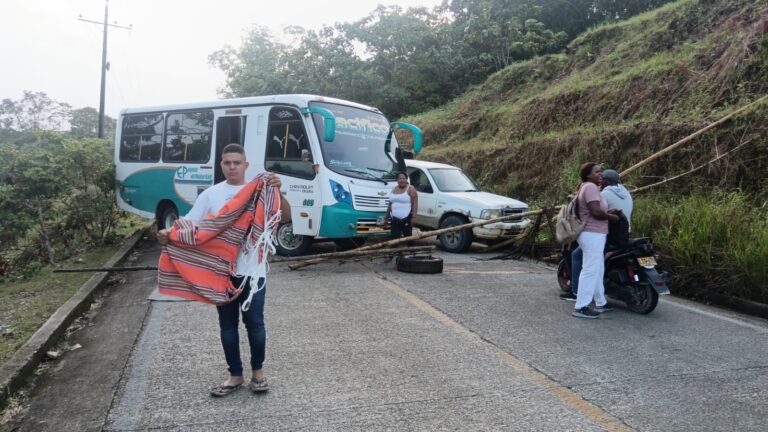¡Se levantó el paro cívico en la vía Istmina – Puerto Meluk!