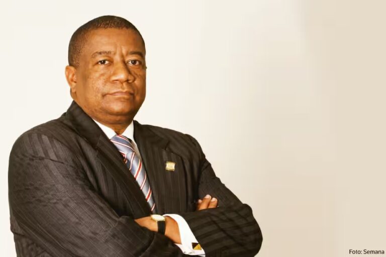 El Chocoano Edgar Eulises Torres fue el que presentó el articulo que regula la forma como se escogen los representantes en las circunscripciones de dos curules.