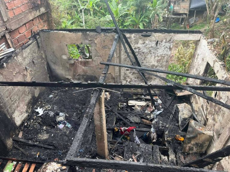 S.O.S. en Quibdó: Incendio consume el hogar de seis familias del Medio Atrato