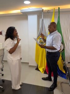 Renovación en el gabinete de Condoto: Nuevas líderes asumen retos en Salud y Paz