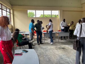 "Sin escritorio y en el territorio: El Secretario de Educación que le pone el pecho a los paros en el Chocó"