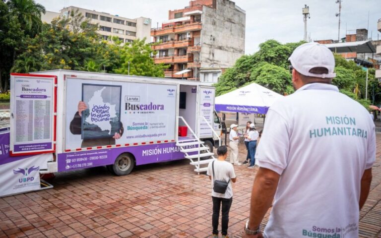 La Unidad de Búsqueda de Personas dadas por Desaparecidas pone en marcha la edición más grande de la Ruta Buscadora, con siete equipos que recorrerán 27 departamentos del país.